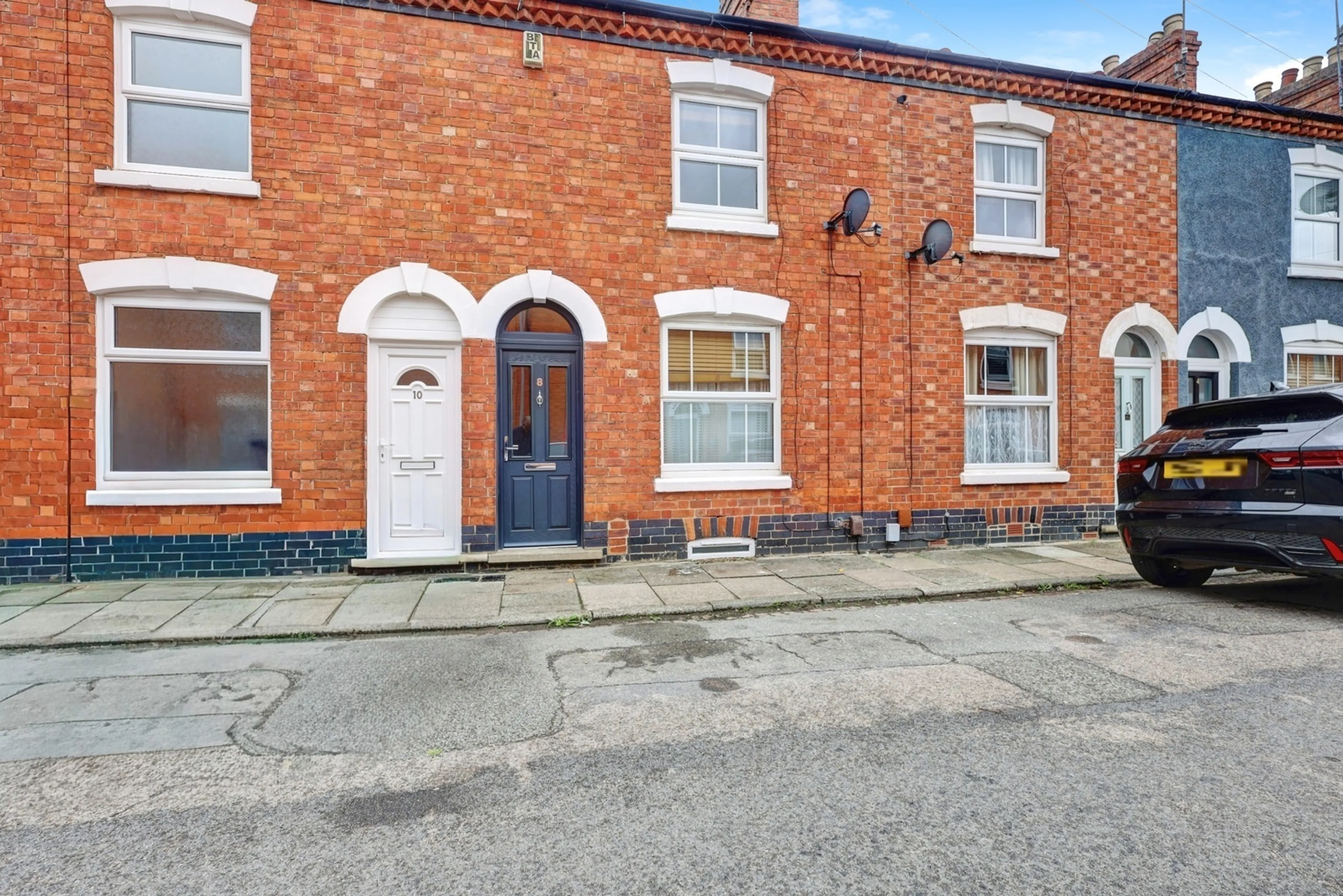 Property photo 0