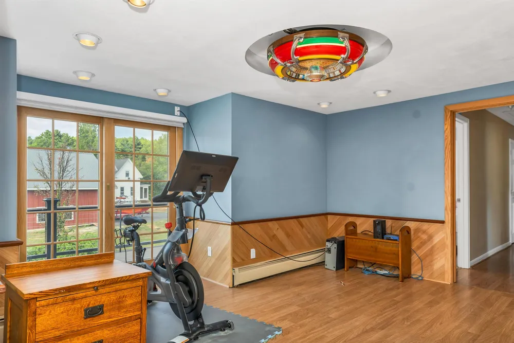 7 Countryside Dr, Gilford, NH 03249