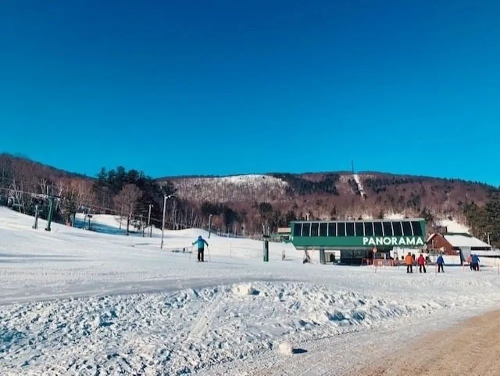 7 Countryside Dr, Gilford, NH 03249