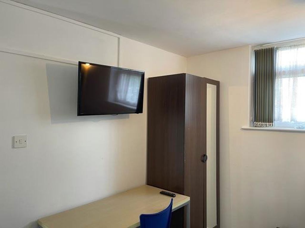 Metchley Drive, Birmingham Image 6