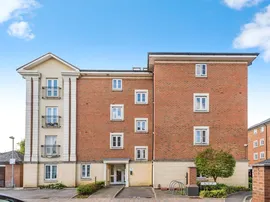 Brunel Crescent, Swindon photo