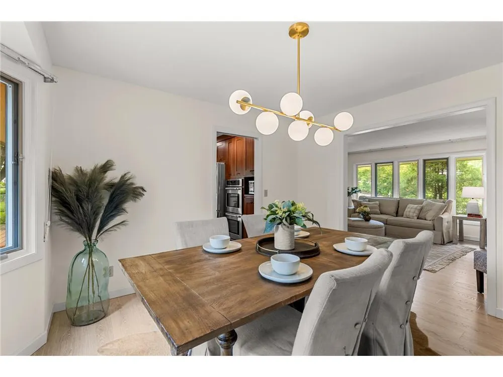 6521 Gleason Rd, Edina, MN 55439