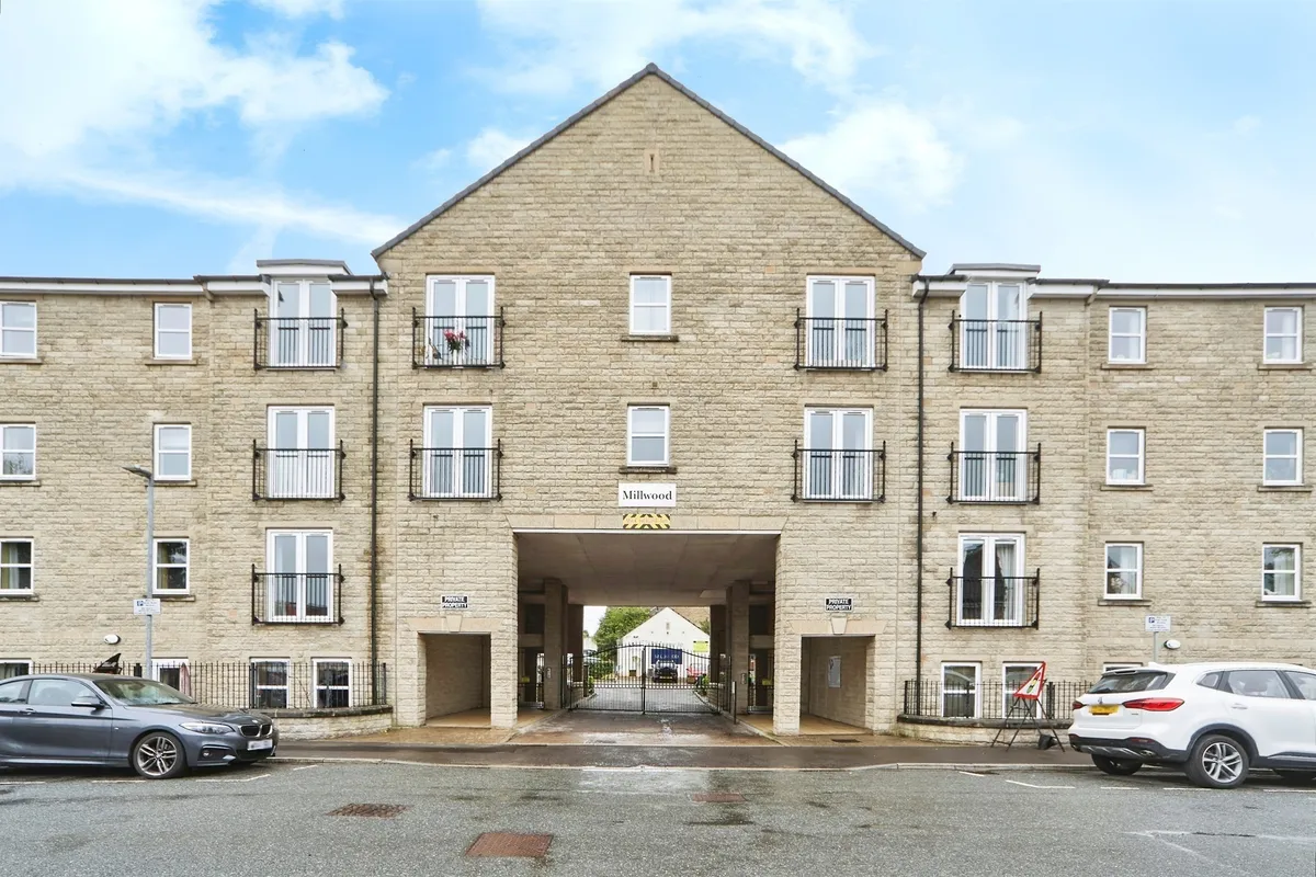 Sycamore Avenue, Bingley