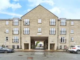 Sycamore Avenue, Bingley thumb 3