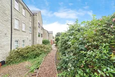 Sycamore Avenue, Bingley