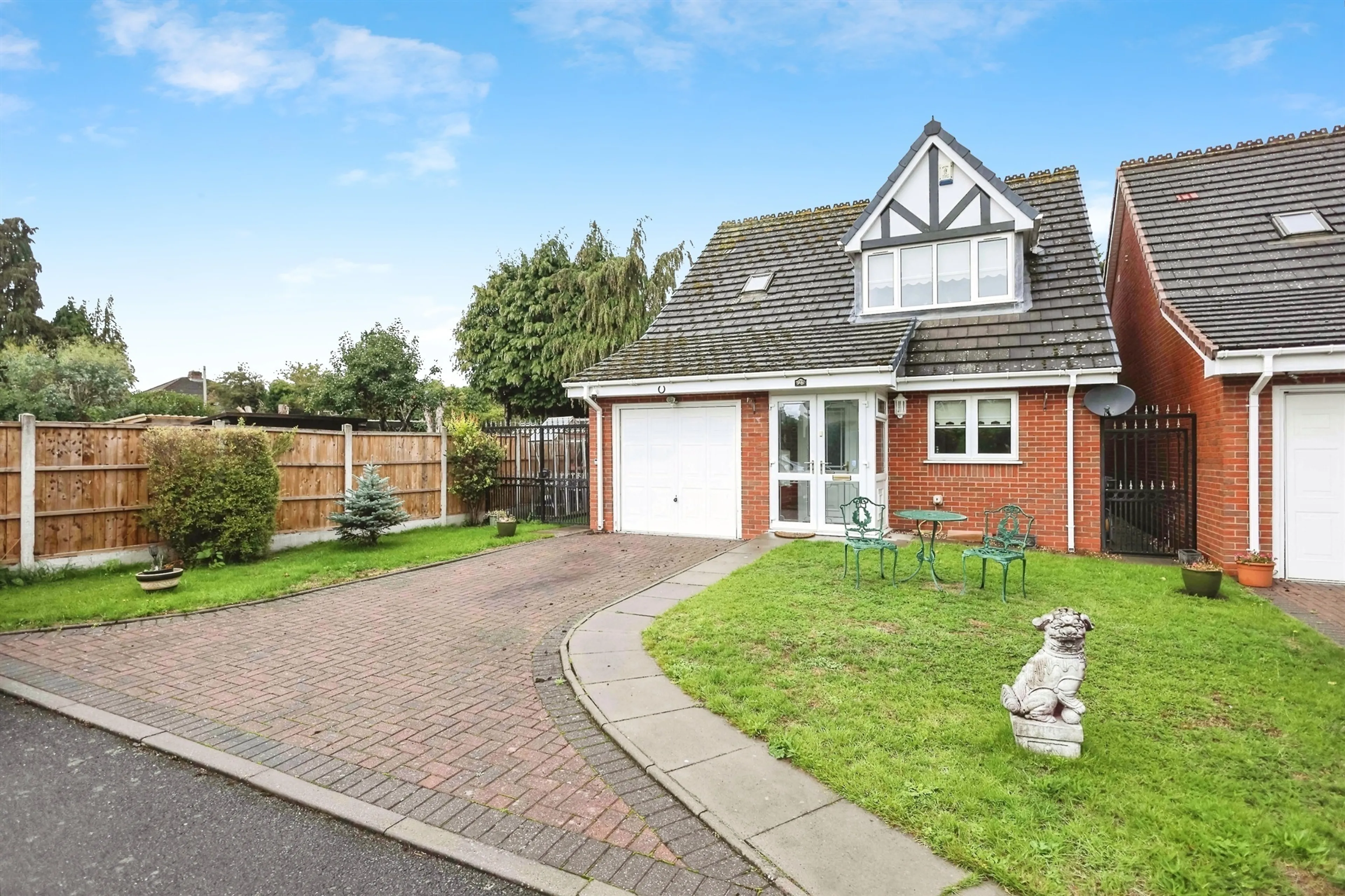 Property photo 0