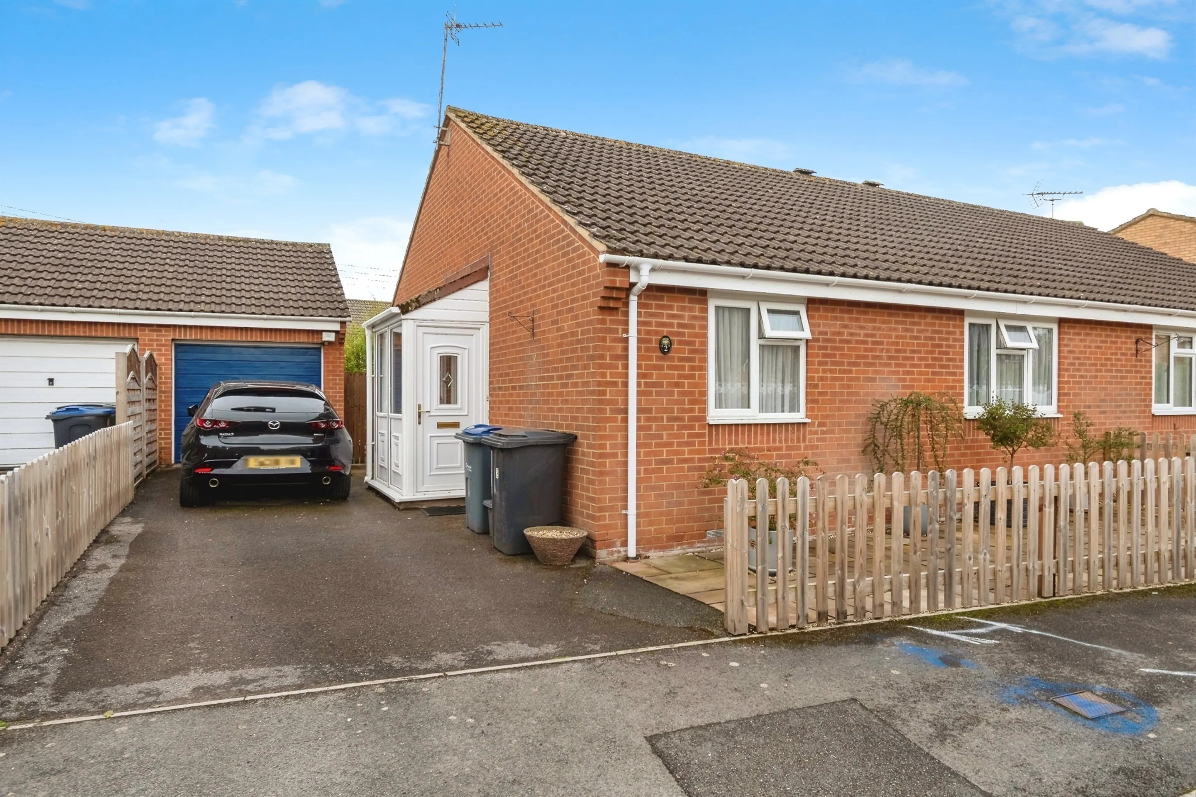 Property photo 0