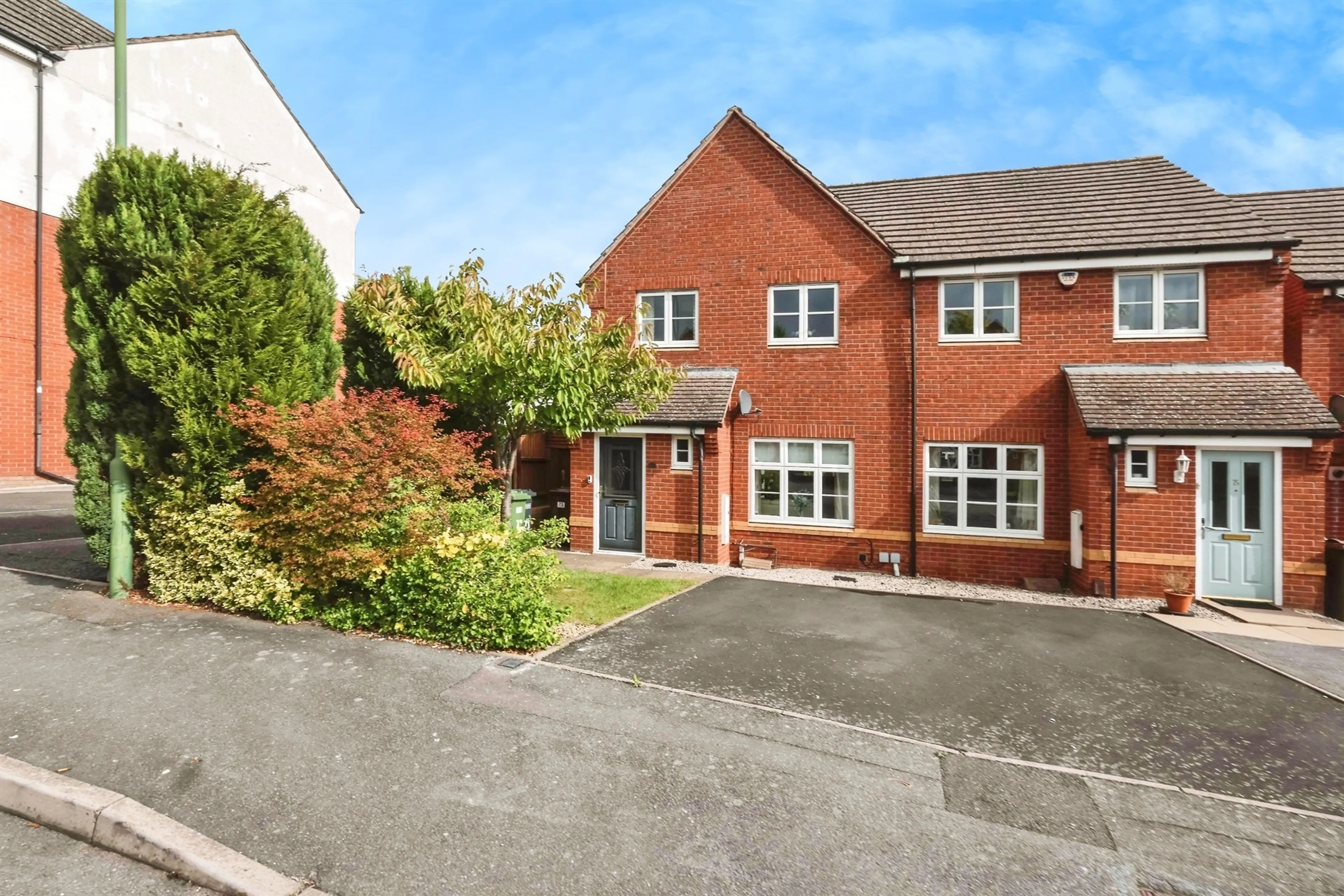 Property photo 0