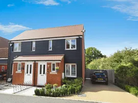 Elder Close, Chelmsford thumb 2