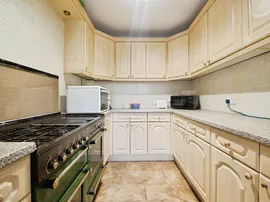 Netherfield Gardens, Barking thumb 3