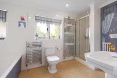 Sproutes Lane, Coolham, RH13 photo 20