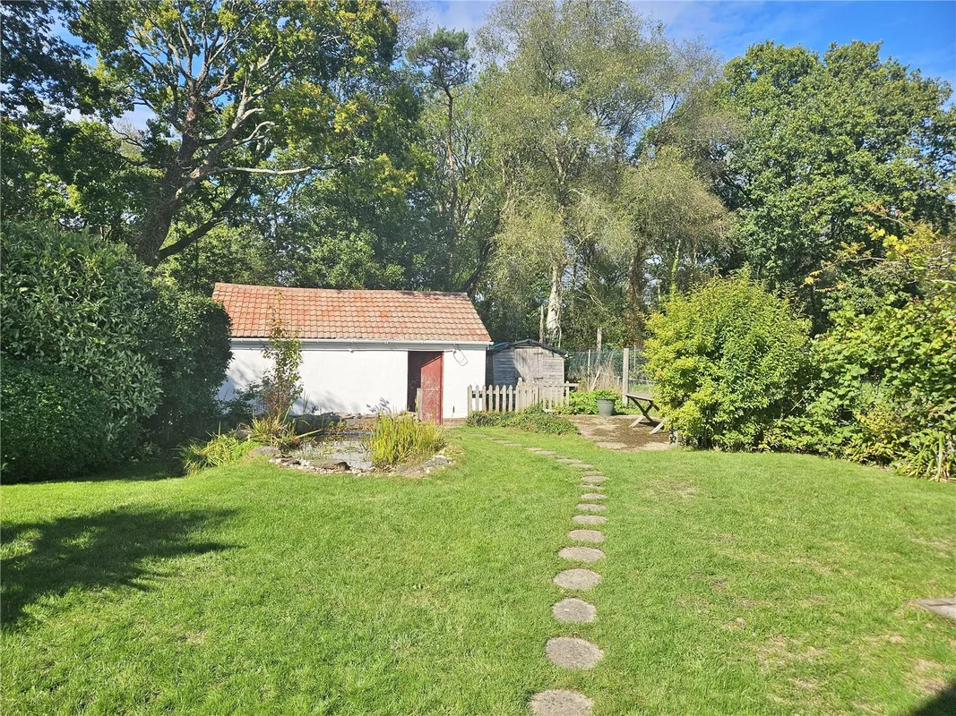 Sandy Lane, Three Legged Cross, Wimborne, Dorset, BH21