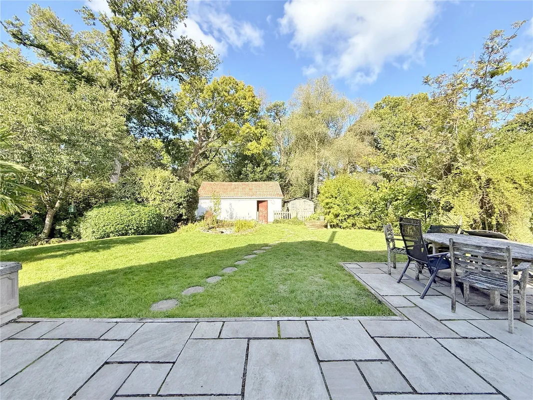 Sandy Lane, Three Legged Cross, Wimborne, Dorset, BH21