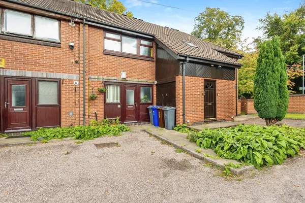 Ambrose Gardens, West Didsbury, Manch...
