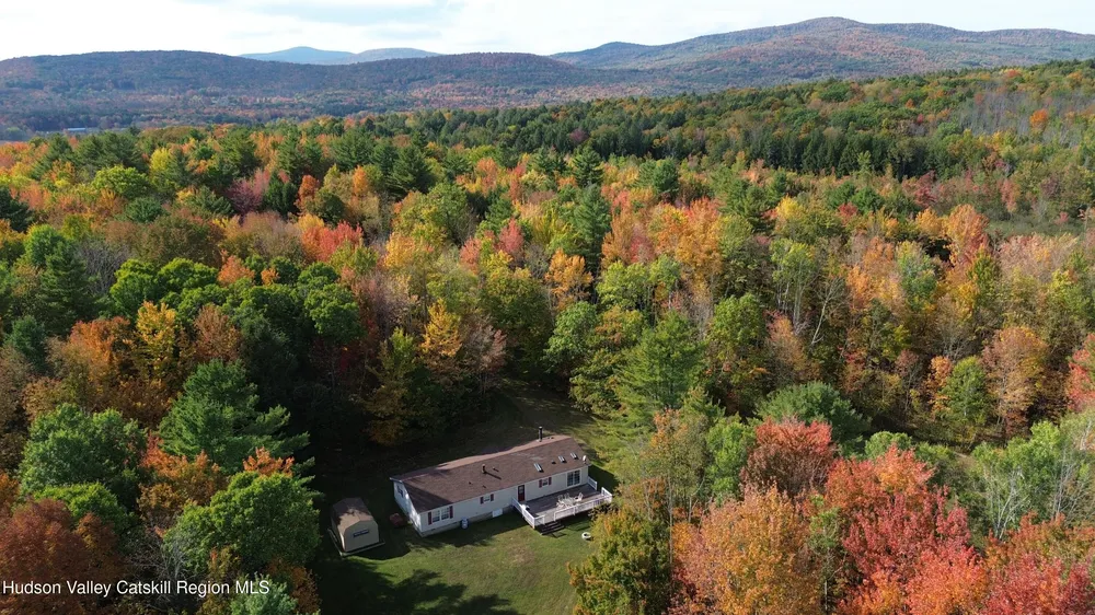 370 Begley Rd, Windham, NY 12496