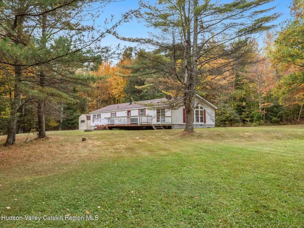 370 Begley Rd, Windham, NY 12496