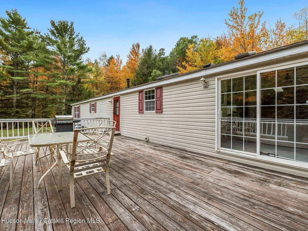 370 Begley Rd, Windham, NY 12496