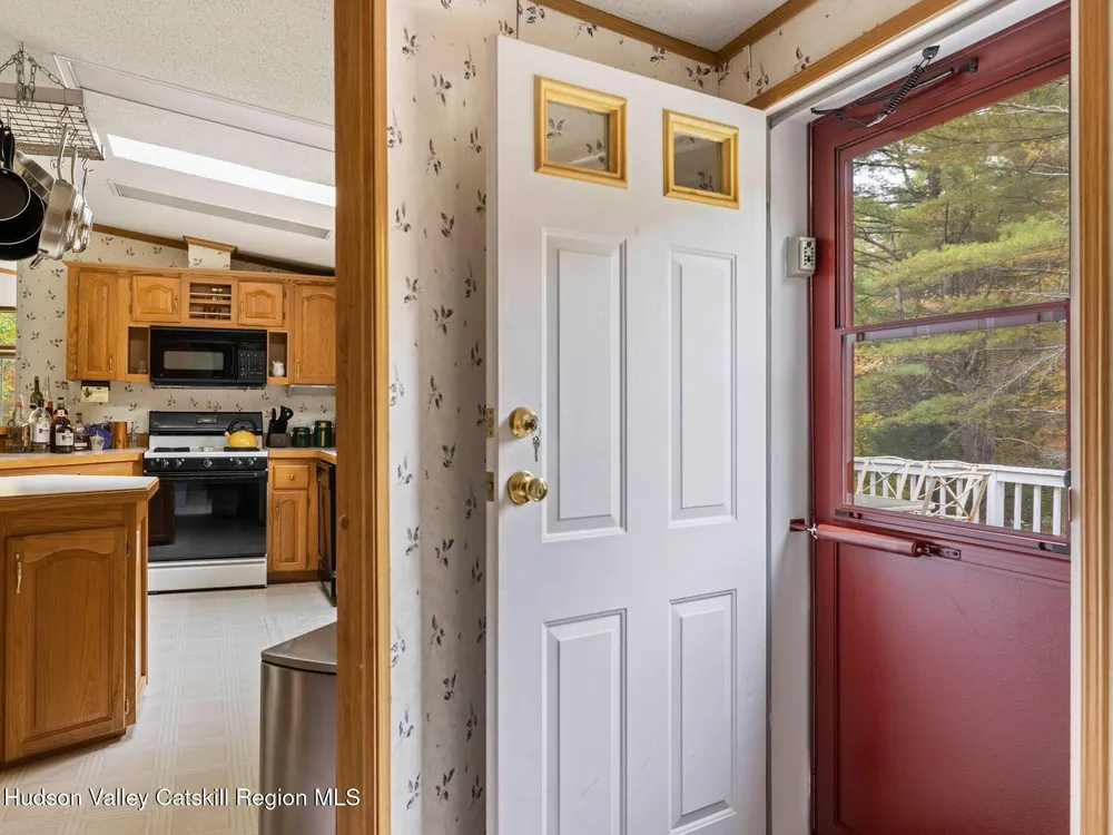 370 Begley Rd, Windham, NY 12496