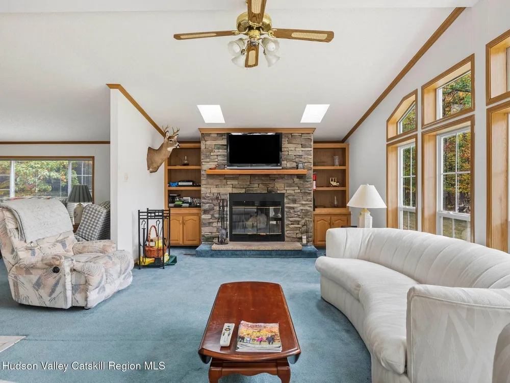370 Begley Rd, Windham, NY 12496