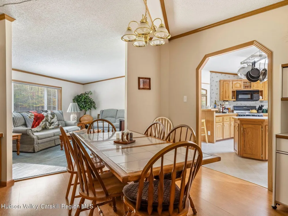 370 Begley Rd, Windham, NY 12496