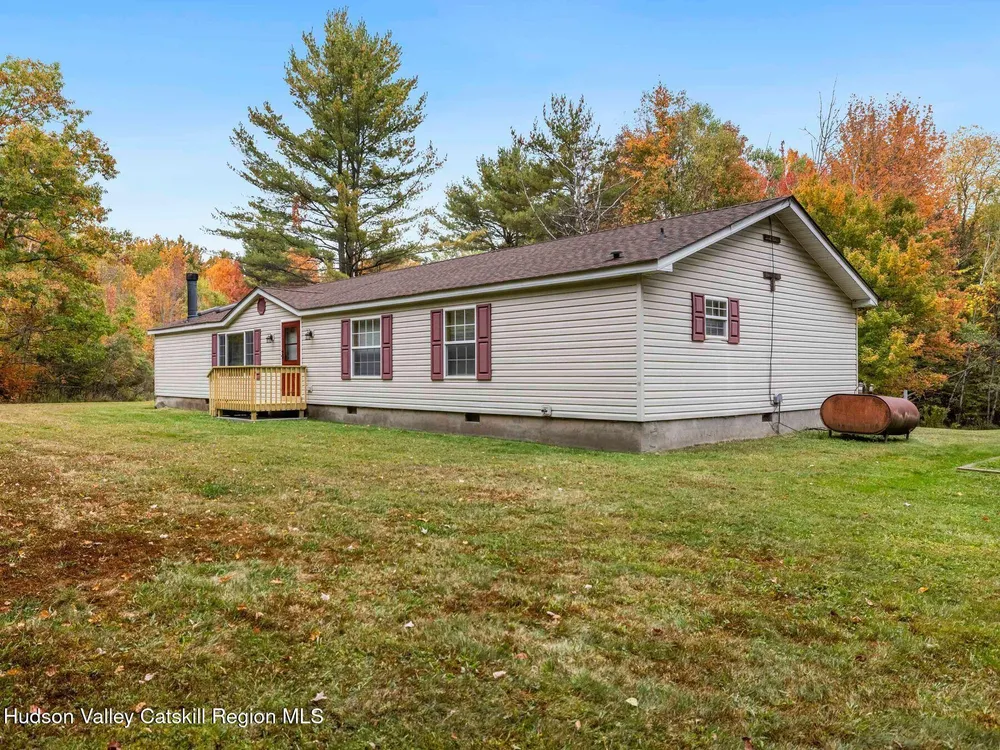 370 Begley Rd, Windham, NY 12496
