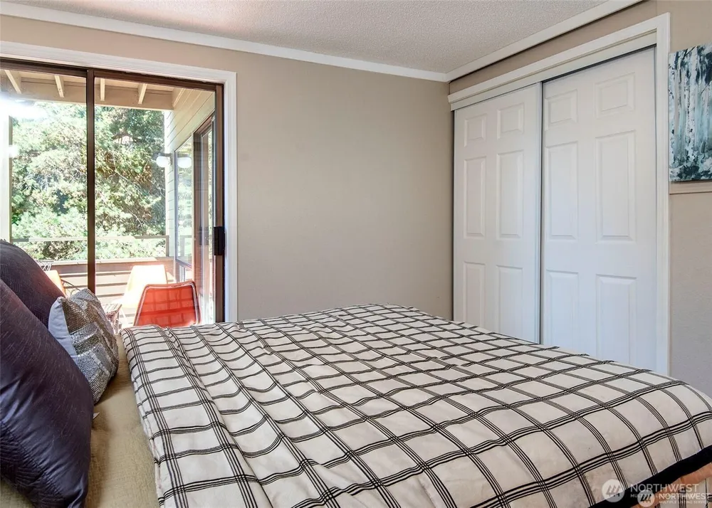 134 SW 116th St, Seattle, WA 98146
