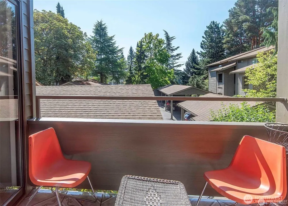 134 SW 116th St, Seattle, WA 98146
