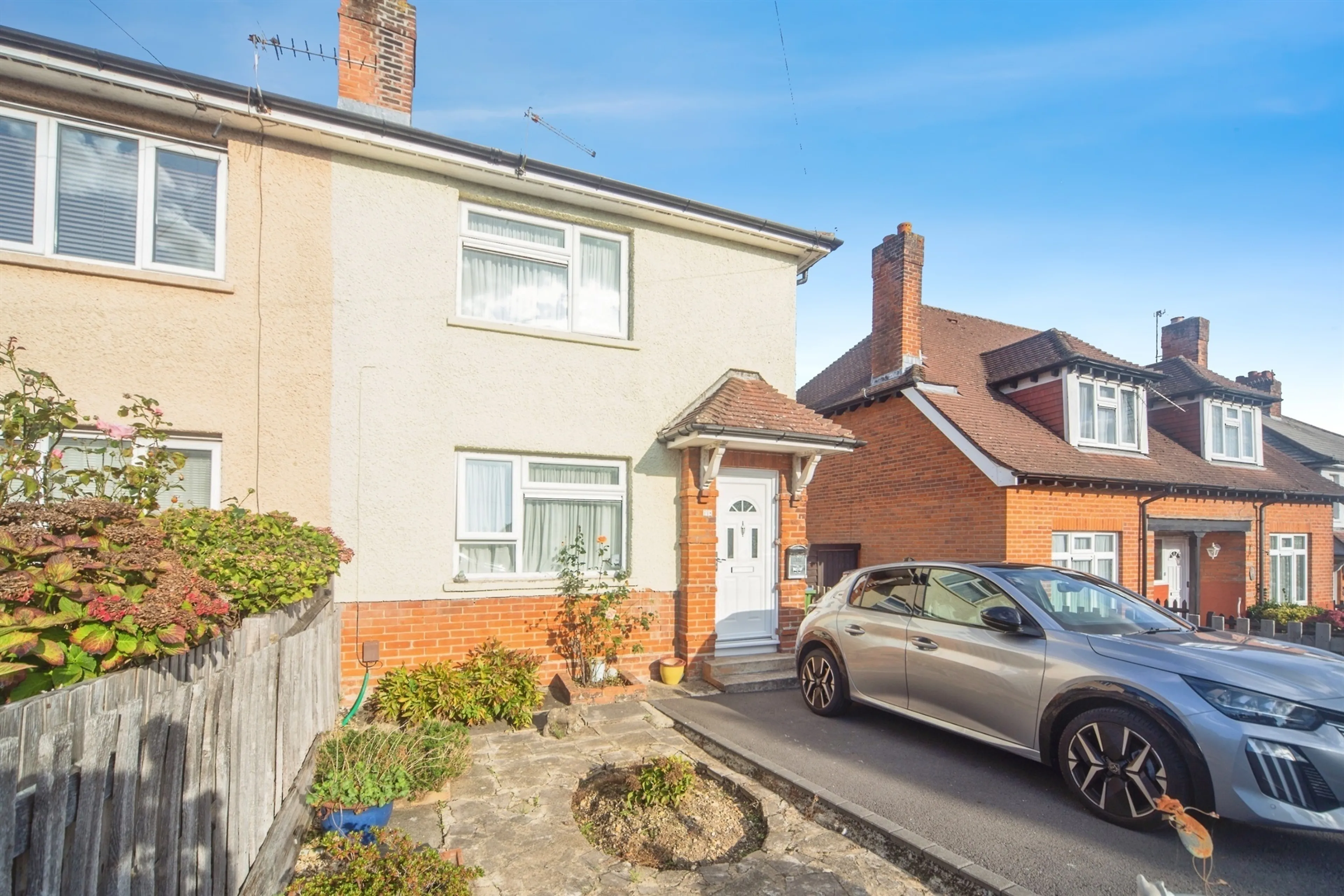Property photo 0