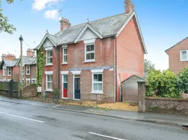 Station Road, Fordingbridge photo