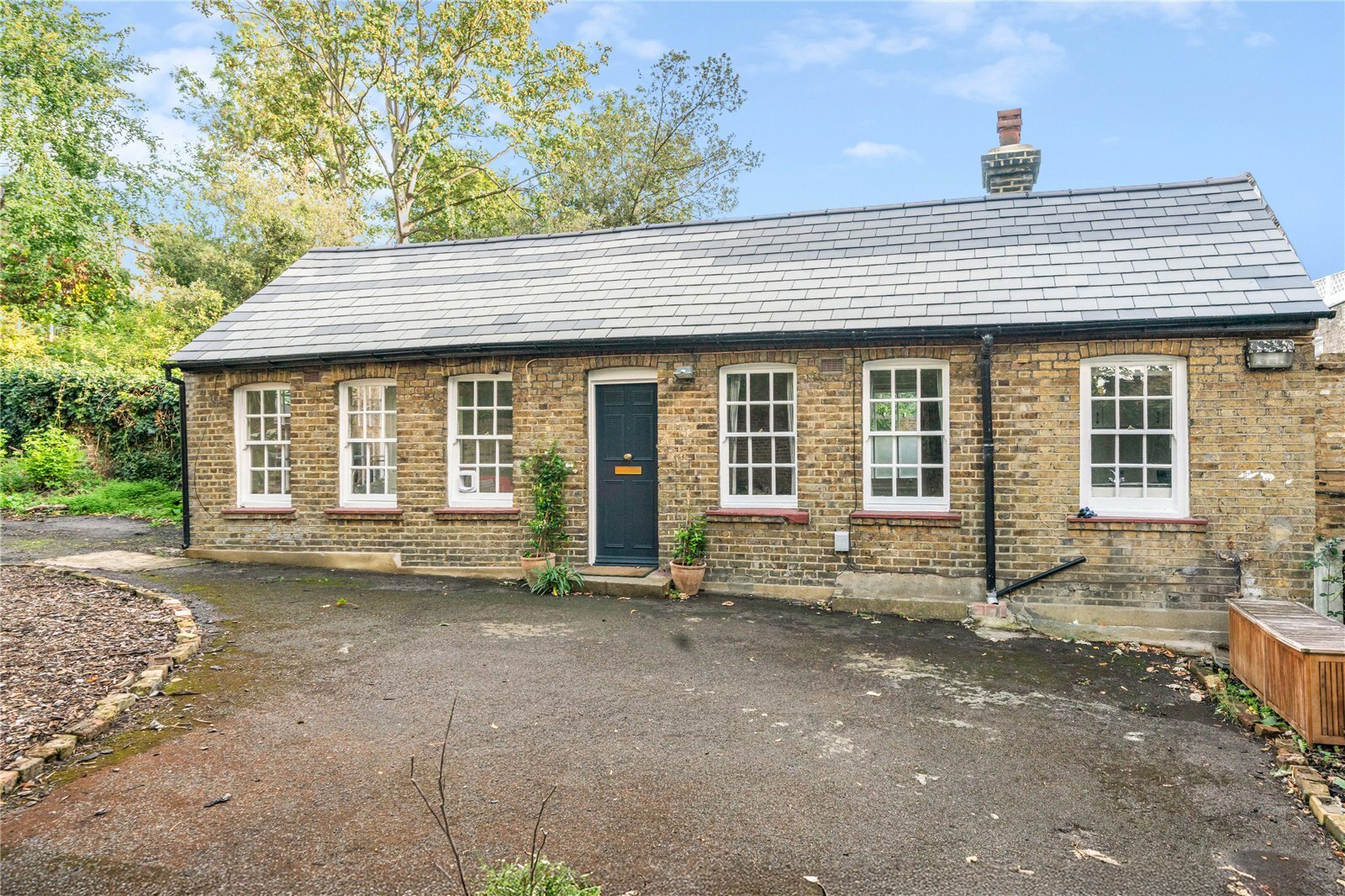 Victoria Rise Clapham 2 bedroom property in Victoria Rise, London, SW4 - £580,000 | Rampton ...