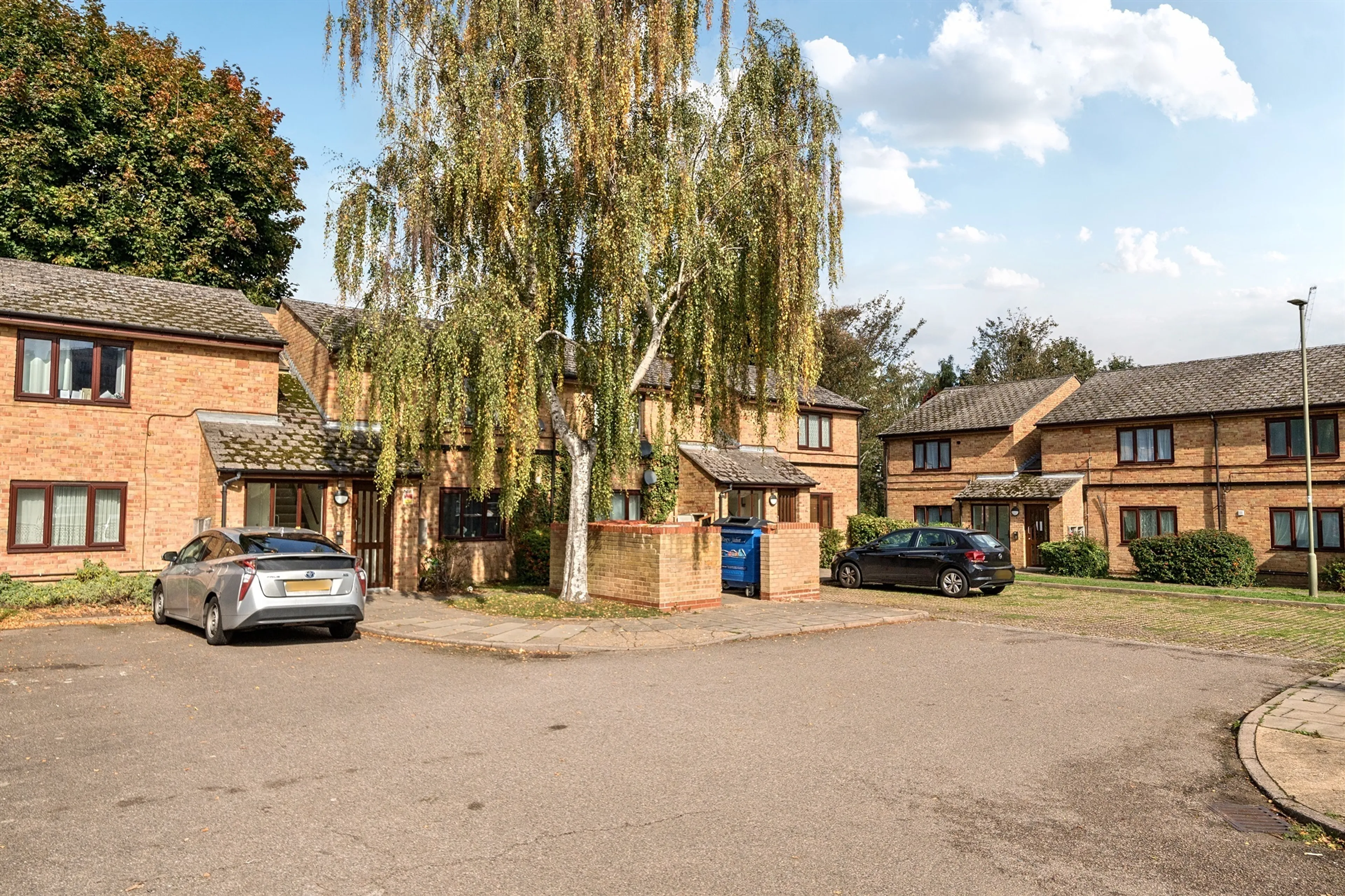 Property at Hastings Close, Barnet