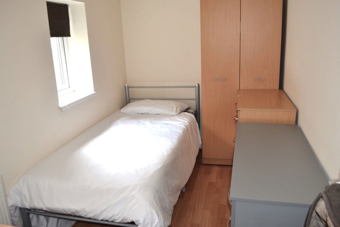 30 Luton Road, B29 7BN Image 7