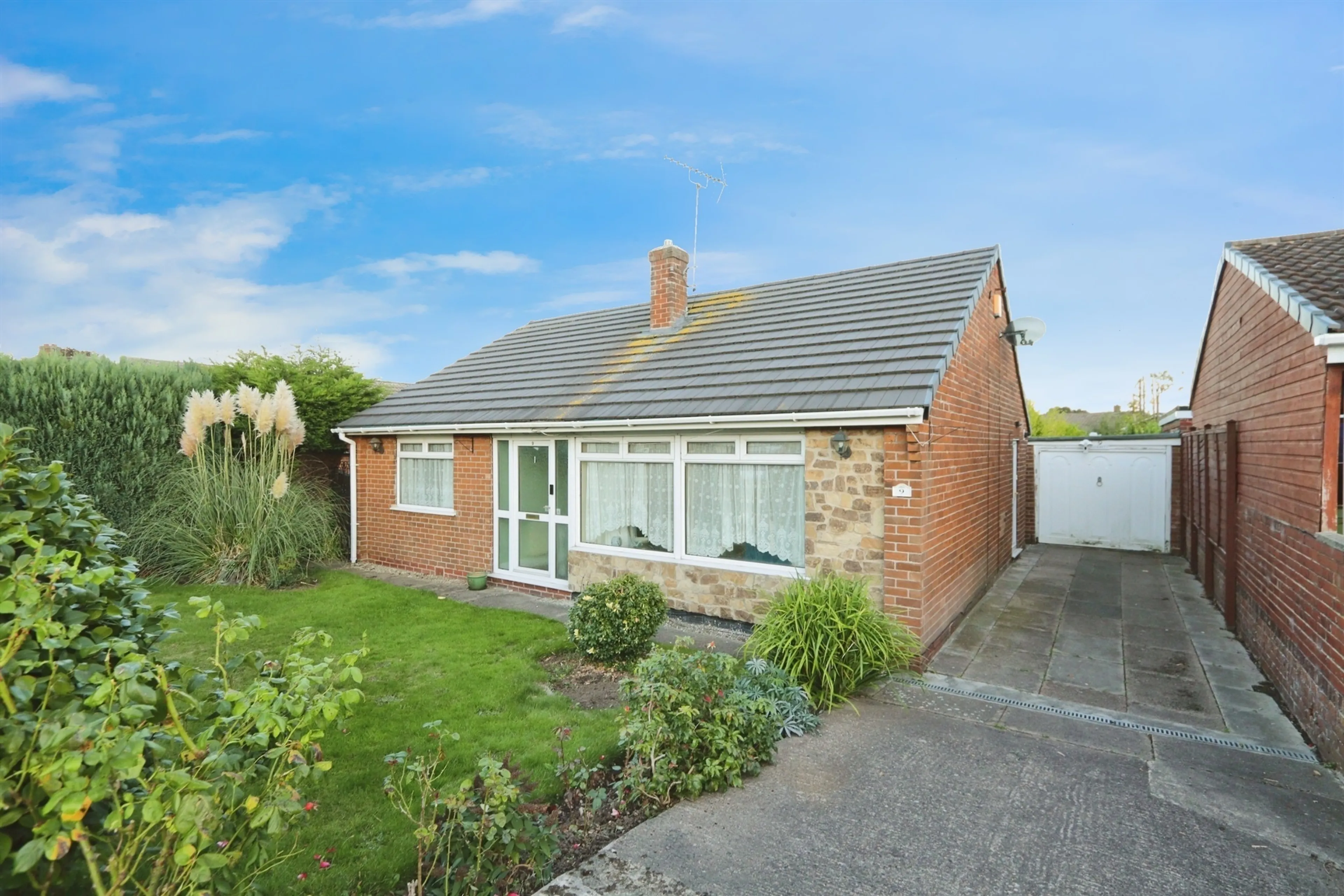 Property at Rosegarth Avenue, Aston, Sheffield
