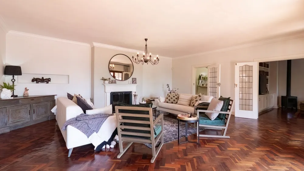 South Africa, Gauteng, Northcliff, Mimosa Road, 179