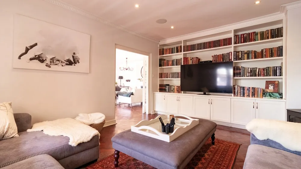 South Africa, Gauteng, Northcliff, Mimosa Road, 179