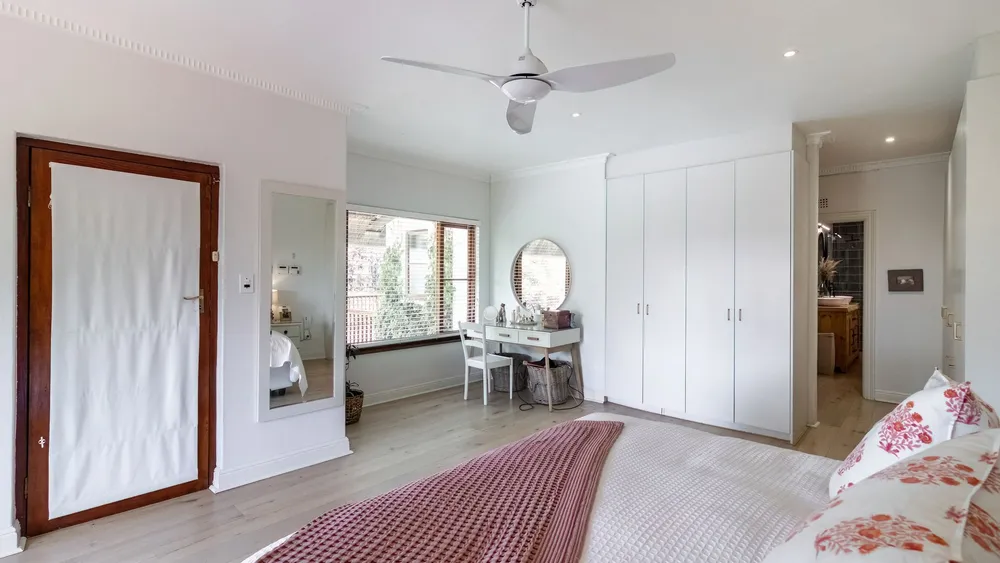 South Africa, Gauteng, Northcliff, Mimosa Road, 179