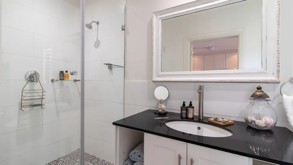 South Africa, Gauteng, Northcliff, Mimosa Road, 179