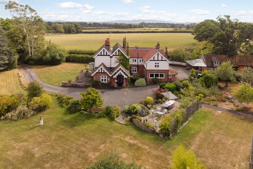 Sproutes Lane, Coolham, RH13 photo 25
