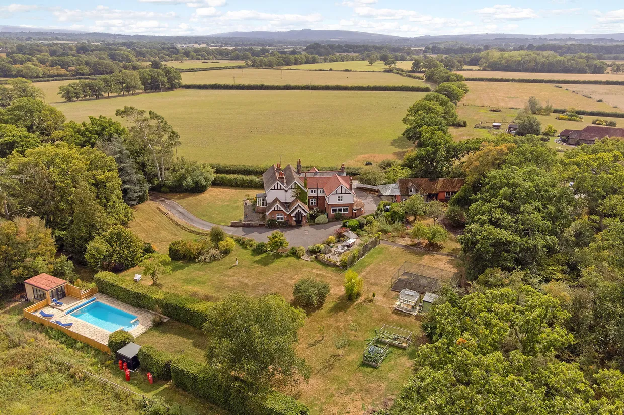 Sproutes Lane, Coolham, RH13 photo 30