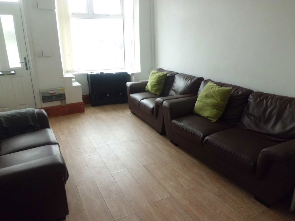 13 Selly Hill, B29 7DL Image 3