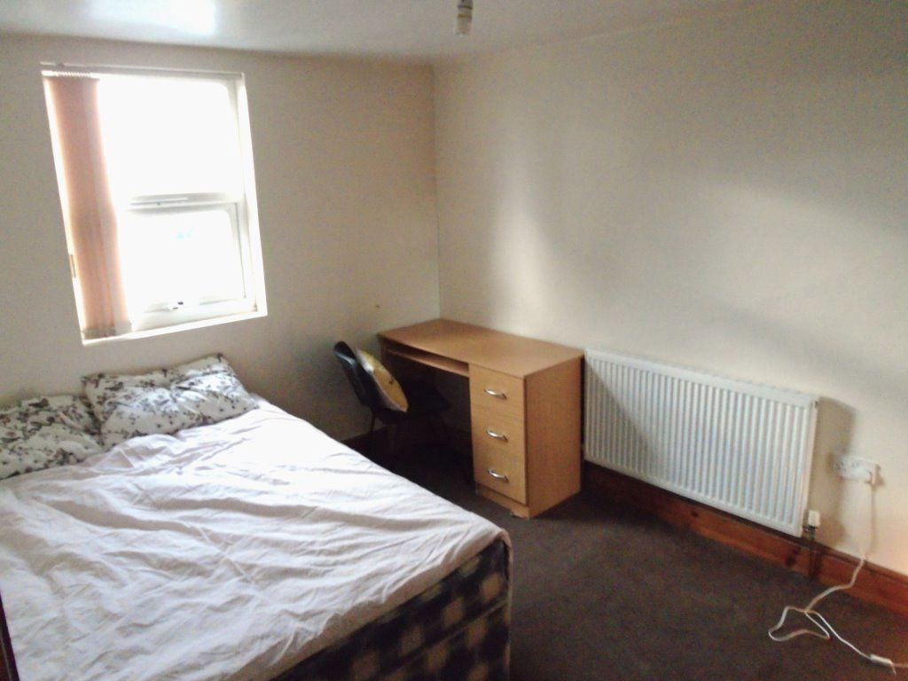 30 Rookery Road, B29 7DQ Image 9