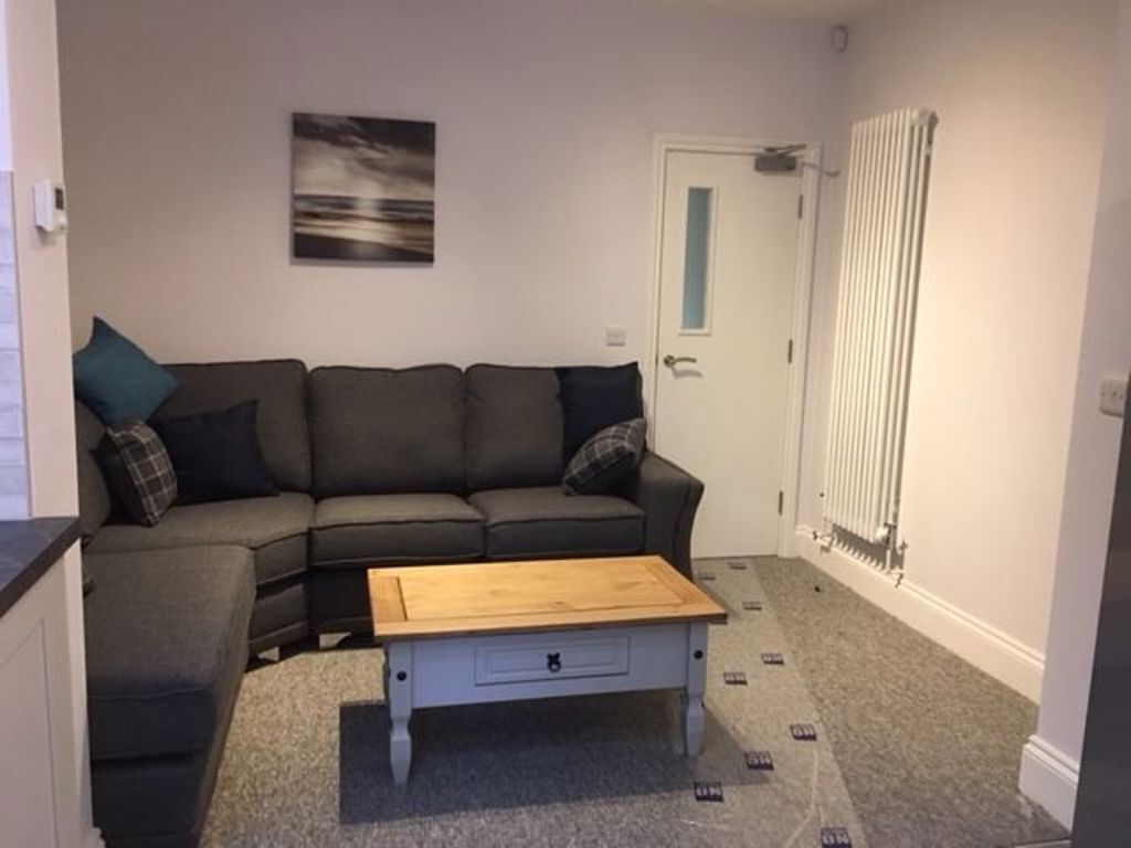 16 Luton Road, B29 7BN Image 10