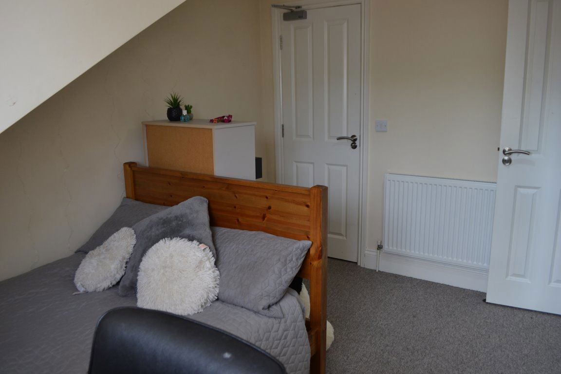 16 Luton Road, B29 7BN Image 13
