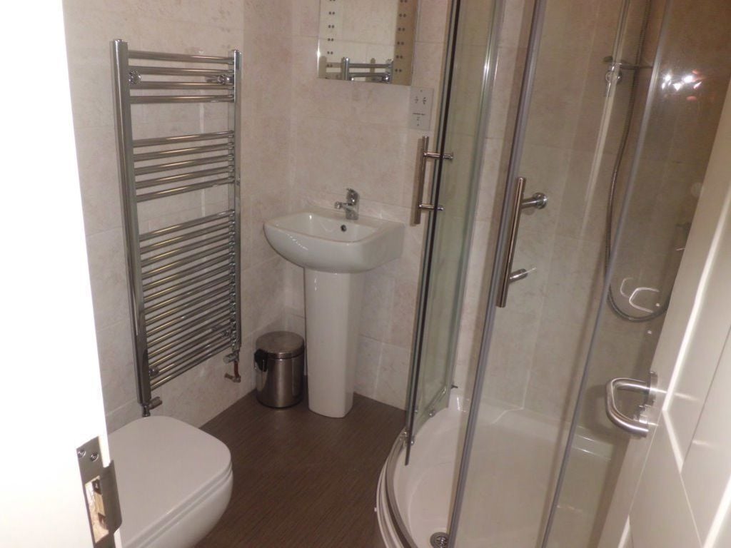14 Luton Road, B29 7BN Image 5