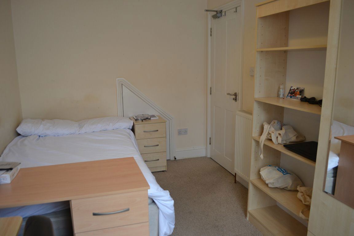 14 Luton Road, B29 7BN Image 9