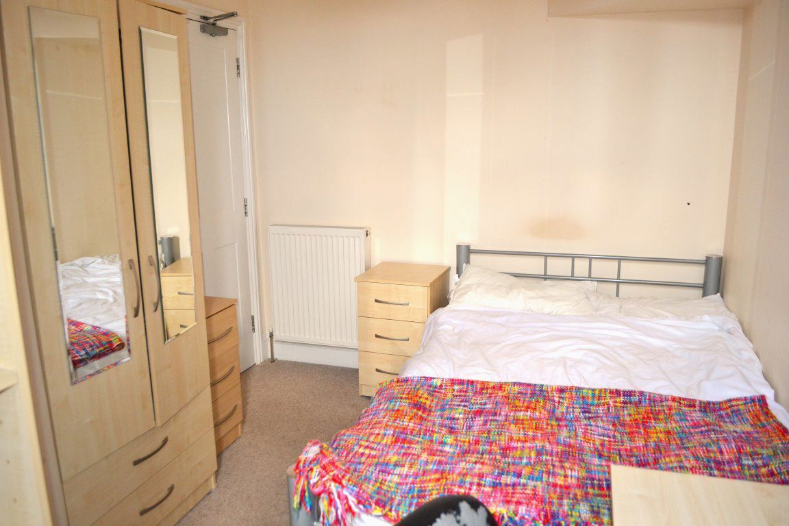 14 Luton Road, B29 7BN Image 11