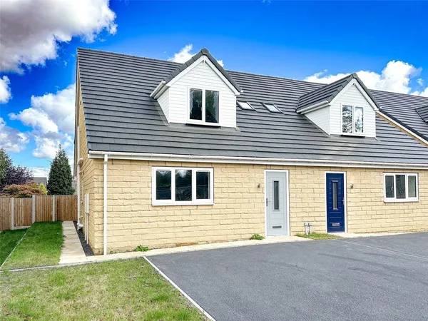 Church Mews, Minsthorpe Lane, South E...
