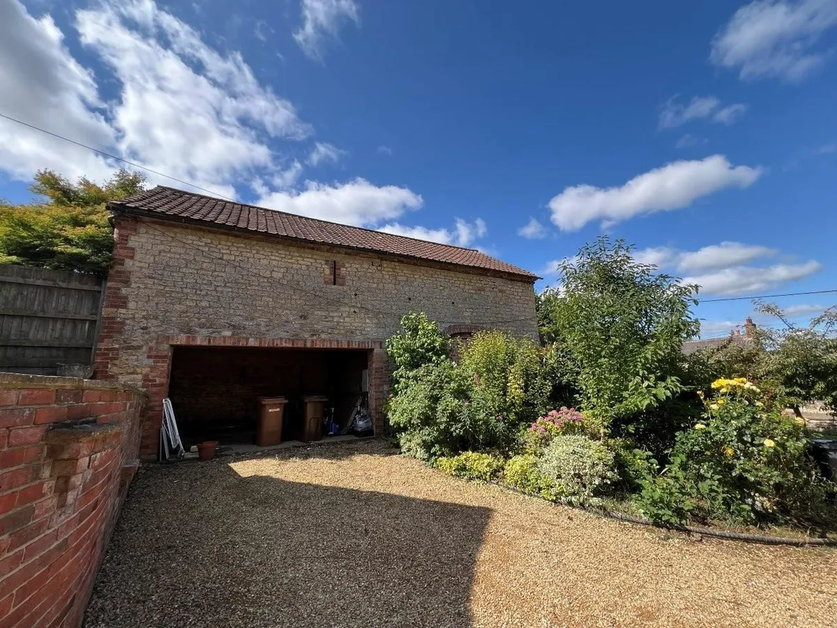 Fair Farmhouse, Melton Road, Waltham On The Wolds