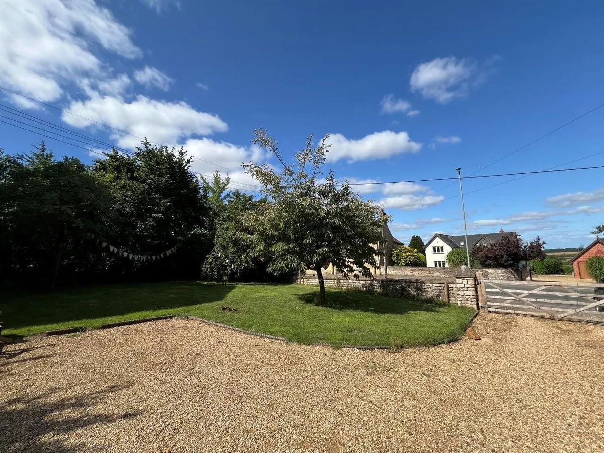Fair Farmhouse, Melton Road, Waltham On The Wolds