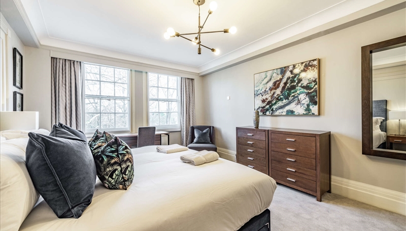 Six Bedroom Apartment To Let Strathmore Court  St Johns Wood NW8 Image 18
